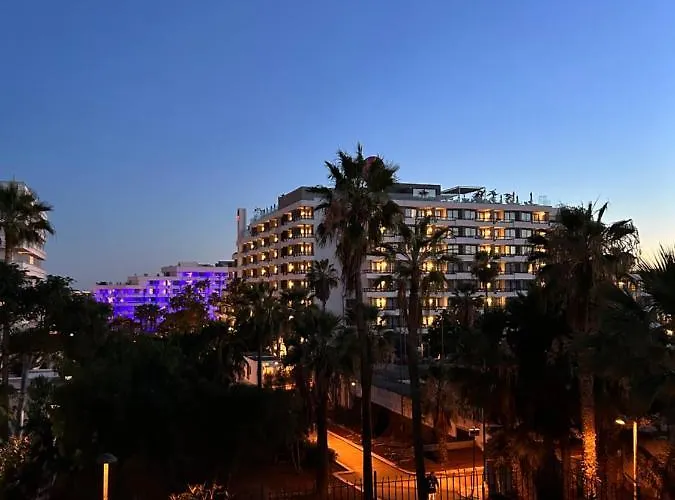 Playa Honda 229 En Playa De Las Americas